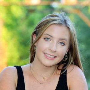 Meet your Posher, Abigail